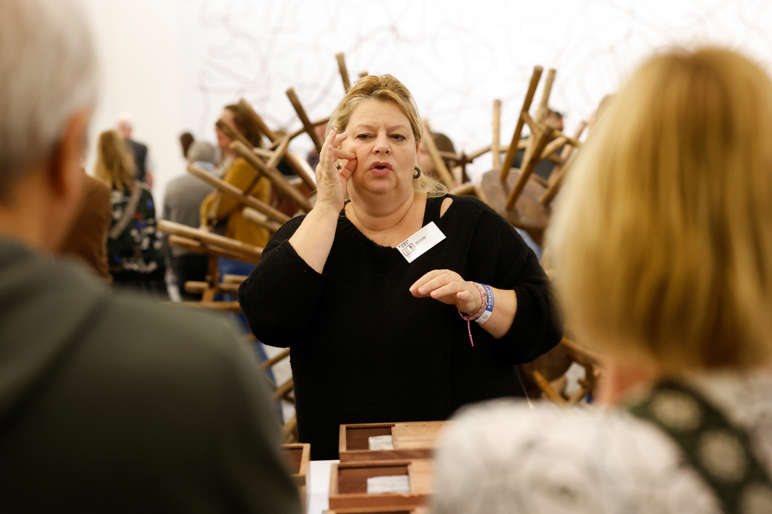 Guided tour in sign language